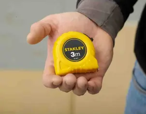 Рулетка вимірювальна STANLEY "GLOBAL TAPE", 3мх12, 7мм, в пластмасовому корпусі. №6