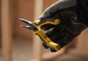 Плоскогубці STANLEY "DYNAGRIP" з подовженими губками, L=150 мм. №7