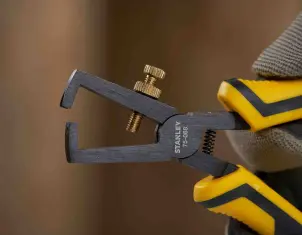 Кусачки STANLEY "DYNAGRIP" для зачистки дротів, L=150 мм. №7
