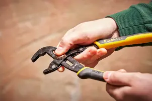 Пасатижі STANLEY "FatMax® Groove Joint" переставні сантехнічні, L=300мм. №7