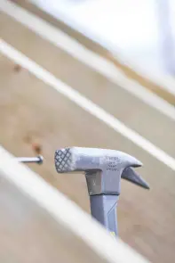 Молоток тесляра STANLEY "LATHAMMER FIBERGLAS", стрижень ручки зі скловолокна, насічка, вага головки 600 м №7