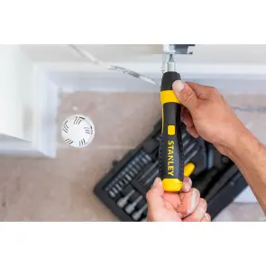 Отвертка - набор STANLEY "Pistol Grip Ratchet" с заскочним механизмом в наборе 36-тью вставками. №12