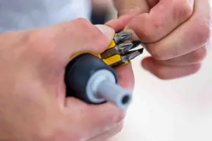 Викрутка-набір STANLEY"Multibit Stubby", L=120мм, реверсивна, 6 біт: Ph1, Ph2; Pz1, Pz2; SL4.5 і 6мм. №6
