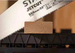 Ножовка STANLEY "Jet-Cut SP", длина 550мм, поперечный и продольный чистый разрез, 7 зубов на дюйм №6