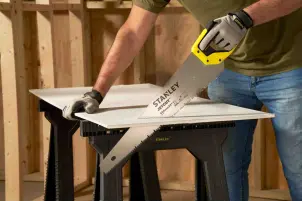 Ножовка STANLEY "Jet-Cut" по гипсокартону, длина 550мм, 7 зубов на дюйм, групповое расположение зубов. №5