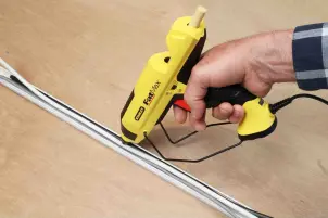 Пістолет клейовий професійний STANLEY FatMax®, діаметр клейового стержня 11,3 мм, . У комплекті постачання набір аксесуарів (18 клейових стержнів: 3 комплекти по 6 штук різного призначення). №6