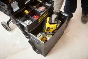 Ящик STANLEY "FatMax Mobile Work Station Cantilever", 549 x 733 x 413мм, с колесами, раздвижной, с 3-мя секциями, пластмассовый, многофункциональный. №3