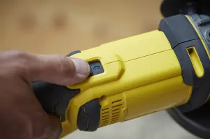Шліфмашина кутова - болгарка акумуляторна STANLEY FATMAX SFMCG400B №5