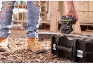 Рівень лазерний FatMax®MultilineGreen трипроменевий площинний самовирівнюючий, чемодан STANLEY FMHT1-77356 №30