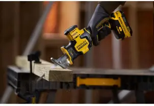 Пила шабельна акумуляторна STANLEY FATMAX SFMCS305B №8
