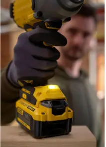 Гайковерт ударний акумуляторний STANLEY FATMAX SFMCF940M1 №9