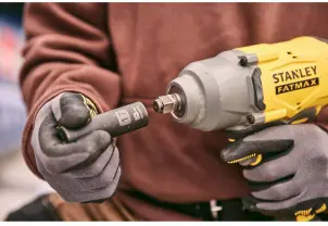 Гайковерт ударний акумуляторний STANLEY FATMAX SFMCF940M1 №25