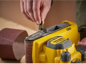 Шліфмашина стрічкова акумуляторна STANLEY FATMAX SFMCW223B №15
