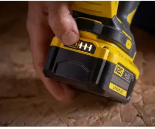 Пила лобзиковая аккумуляторная STANLEY FATMAX SFMCS650M2K №8