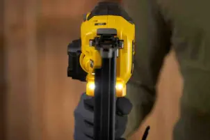 Пістолет цвяхозабивний акумуляторний STANLEY FATMAX SFMCN618B №14
