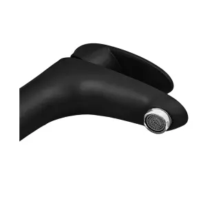 Смеситель для умывальника Plamix Cezar-001 SET Matte black (с подводкой) (PM0662) №4