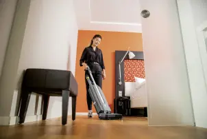 Акумуляторний щітковий пилосос CV 30/2 Bp Karcher №9
