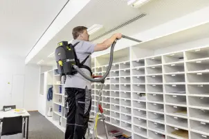Акумуляторний ранцевий пилосос BVL 3/1 Bp Karcher №9
