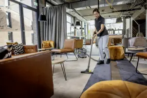 Професійний пилосос сухого прибирання T 15/1 Karcher №6