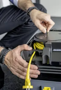 Професійний пилосос сухого прибирання T 10/1 Karcher №7
