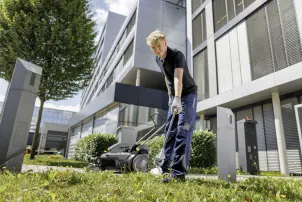 Компактна підмітальна машина KM 70/30 C Bp 2SB (з двома бічними щітками) Karcher №4