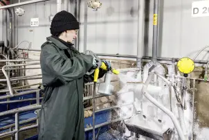 Лужний засіб для розмочування бруду PressurePro RM 92 Agri, 10л Karcher №2