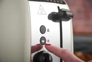 Тостер Russell Hobbs Colours Plus 1600Вт, підігрів, розморожування, метал., бежевий №6