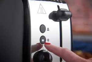 Тостер Russell Hobbs Colours Plus 1600Вт, підігрів, розморожування, метал., чорний №6