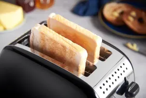 Тостер Russell Hobbs Colours Plus 1600Вт, підігрів, розморожування, метал., чорний №10