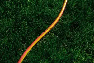 Шланг садовый 2E AquaFlex Orange 3/4" 50м 4 слоя 20бар -10…+60°C ороситель 2 коннектора адаптер №5