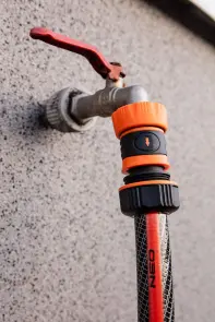 Коннектор для шланга Neo Tools 1/2" сквозной двухкомпонентный биметаллический. №6