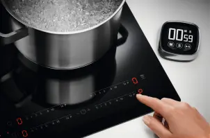Варильна поверхня Electrolux індукційна, 60см, розширена зона, датчик кипіння, Hob2Hood, чорний №7