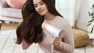 Фен Philips 3000 Series, 1600Вт, 3 режима, насадка ThermoProtect, бело-розовый №3