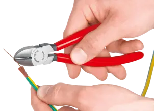 Кусачки бокові (бокорізи), діаметр 4,0мм, 180мм KNIPEX 70 01 180 EAN, фосфатовані №4