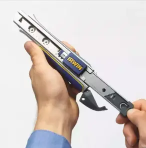 Нож с отлом сегм Pro Touch 25мм AUTO LOAD SNAP-OFF KNIFE №6
