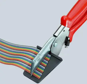 Ножиці для плаского (шлейфового) кабелю KNIPEX 94 15 215 EAN, хромовані №3