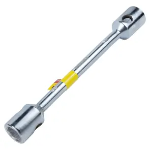 Ключ баллонный усиленный 30×32×400мм CrV SIGMA (6032141) №1