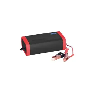 BauMaster BC-12110BE Зарядний пристрій інверторний 12В, 38-150 Ач №1