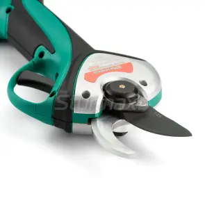 Sturmax SCM2161C-SET: CCM9916SS+SCM2016CLSS Набор ак. инструмента 16В, пила, секатор, кейс №9