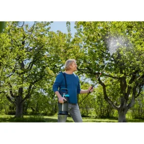 Обприскувач Gardena Plus помповий 5 л із латунним соплом №4