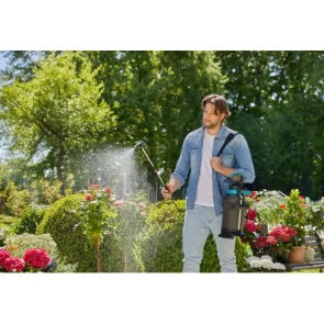 Обприскувач Gardena Plus помповий 5 л із латунним соплом №10