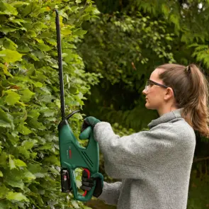 Кущоріз акумуляторний Bosch EasyHedgeCut 18V-45 (PBA 18 В, 2.0 A*год, ЗП) (0600849H02) №6