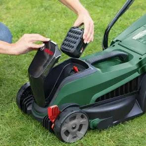 Акумуляторна газонокосарка Bosch CityMower 18V-32-300 (18 В, 4 А*год, 320 мм) (06008B9A07) №5