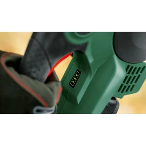 Аккумуляторная цепная пила Bosch UniversalChain 18 (18 В, без АКБ, 200 мм) (06008B8001) №8