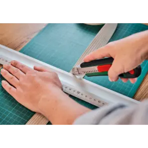 Розкладний ніж Bosch (170 мм) (1600A02W7N) №3