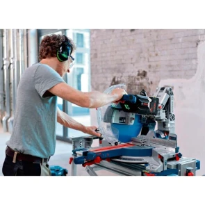 Акумуляторна торцювальна пила Bosch GCM 18V-305 GDC (18 В, без АКБ, 305 мм) (0601B43000) №6