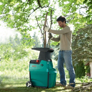Садовий подрібнювач Bosch AXT 25 D (2.5 кВт) (0600803100) №3