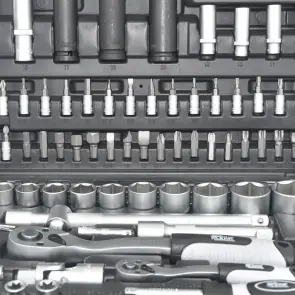 (70221) Набор инструментов профессиональный 1/2" и 1/4" 110 ед. WERK №3
