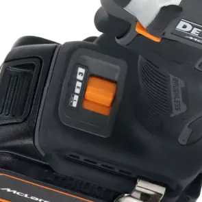 Набір з двох інструментів акумуляторних безщіткових McLaren F1 TEAM LIMITED EDITION DeWALT DCK200MP2T №11