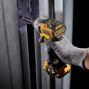 Набір з двох інструментів безщіткових DeWALT DCK2110L2T №11